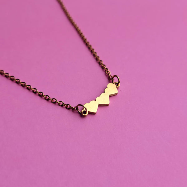 Cadena: Triple corazón