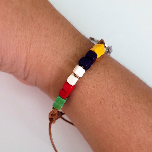 Pulsera: "La alegría es misionera" (rediseño)